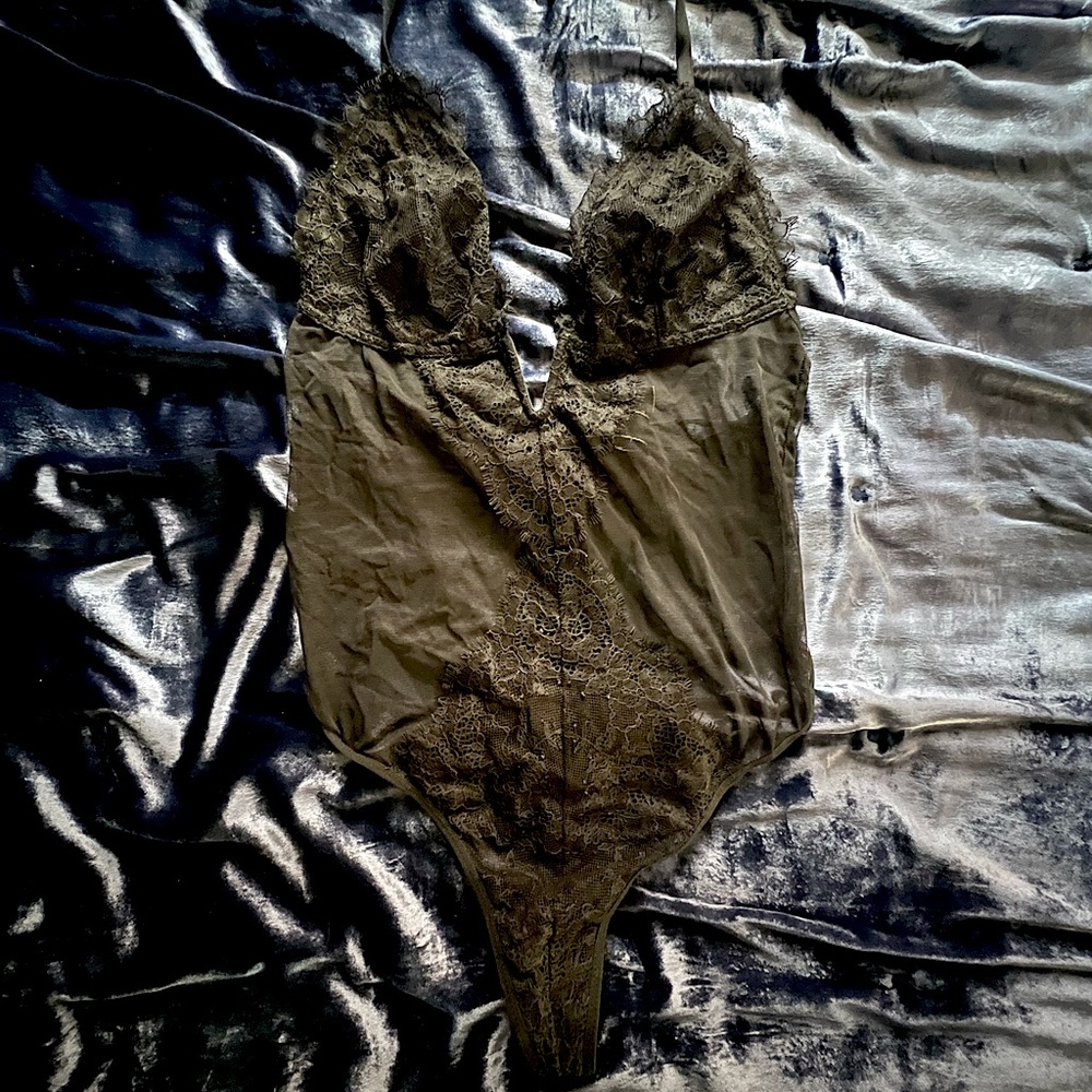 Sz S/M Victoria’s Secret one piece lingerie onesie body suit